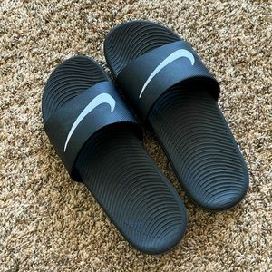 NEW Nike Slides